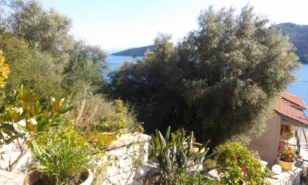 Porto Poros Mikros Gialos Exterior foto