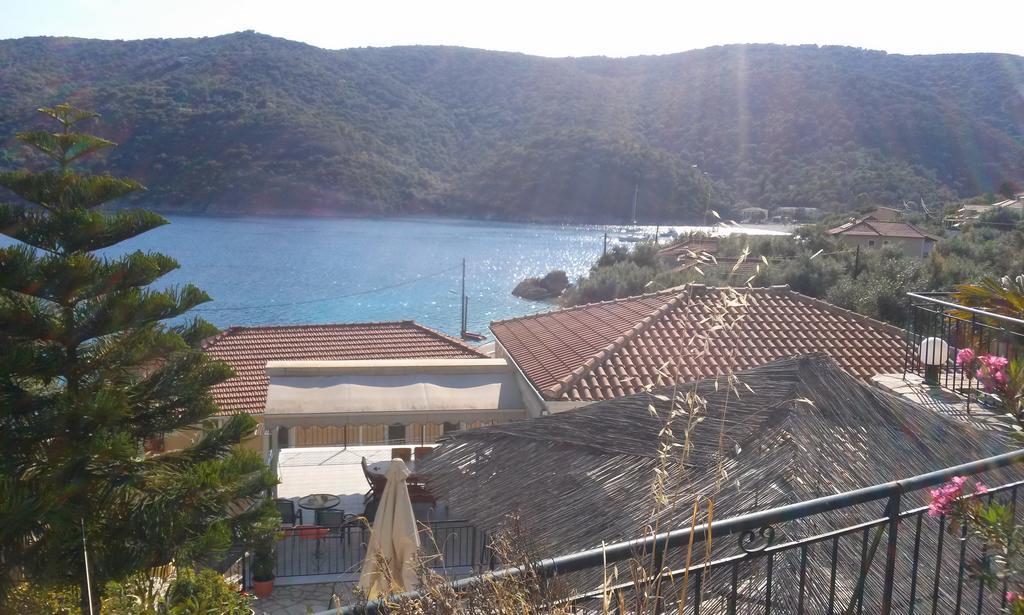Porto Poros Mikros Gialos Exterior foto