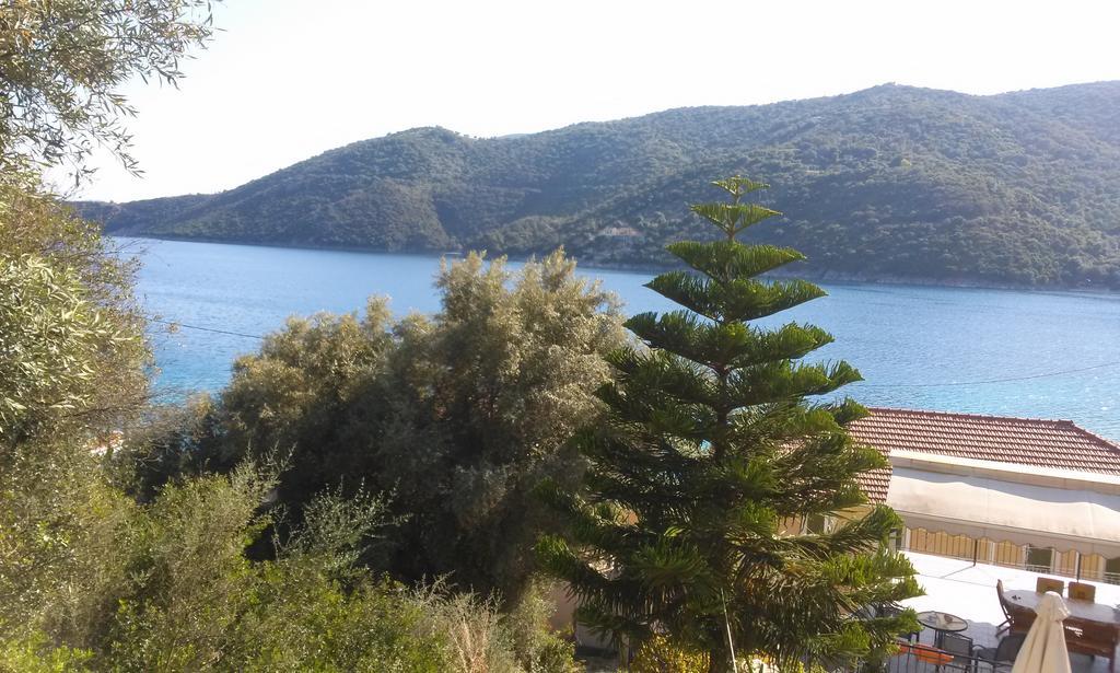 Porto Poros Mikros Gialos Exterior foto