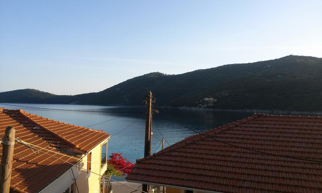 Porto Poros Mikros Gialos Exterior foto